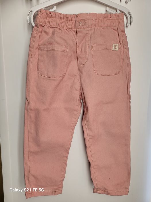 Продаются вещи на девочку