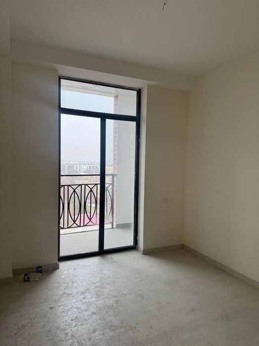 Srochne sotiladi Yunusobod 8 kv 2 xona