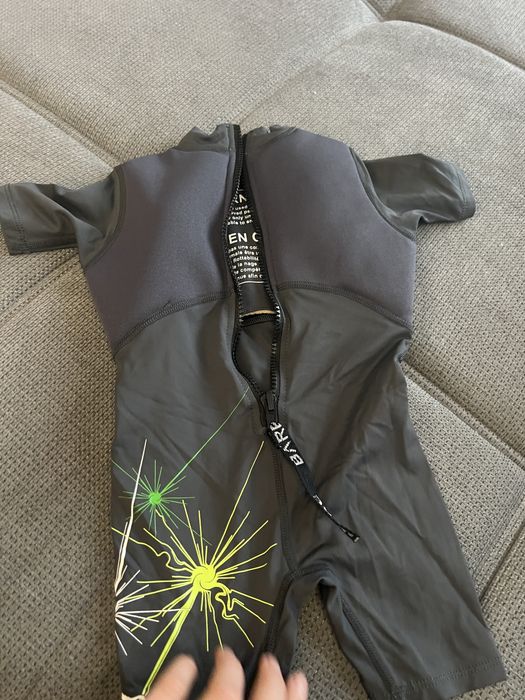 Детски неопрен за плуване