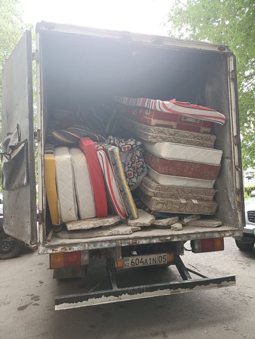 Вывоз мусора. Вывоз веток деревьев