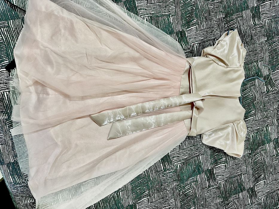 Детское нарядное платье