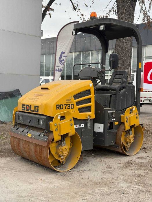 В наличии! Двухвальцовый мини каток SDLG RD730 
3 т (Volvo technology)