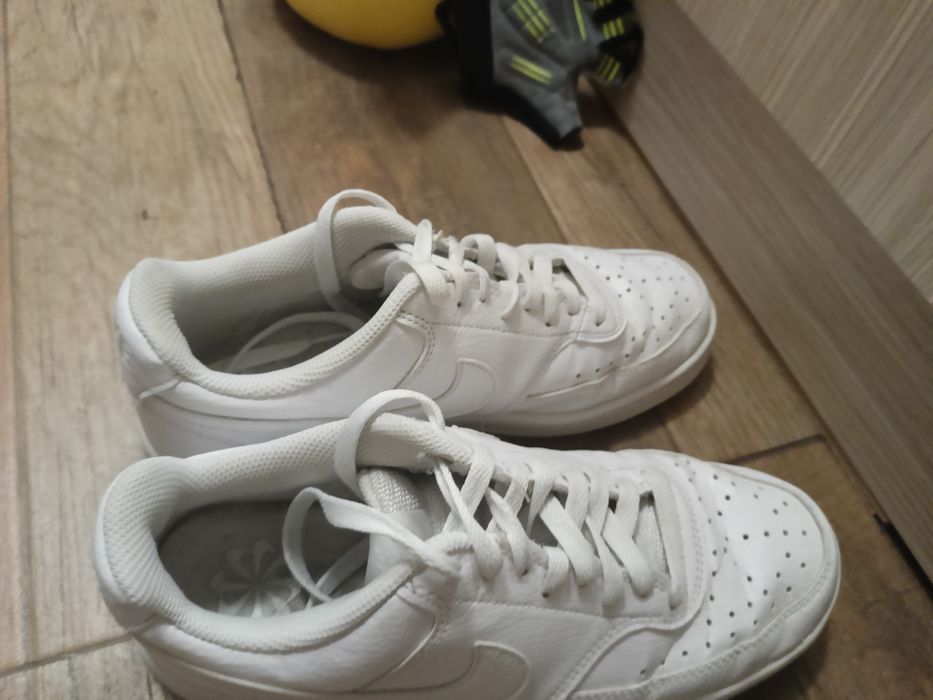 Оригинални маратонки Nike 45 лв