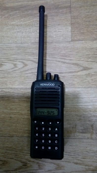 Радиостанция KENWOOD TK-270G