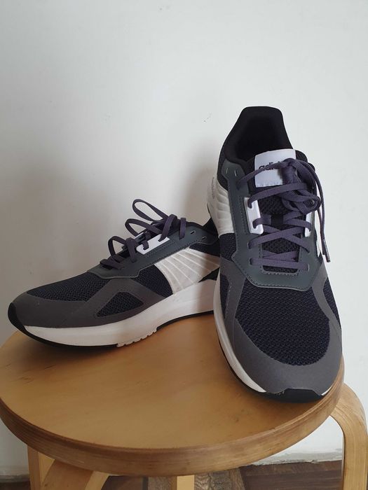 продам кроссовки   adidas