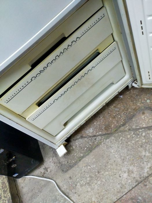 Холодильник рабочий полностью