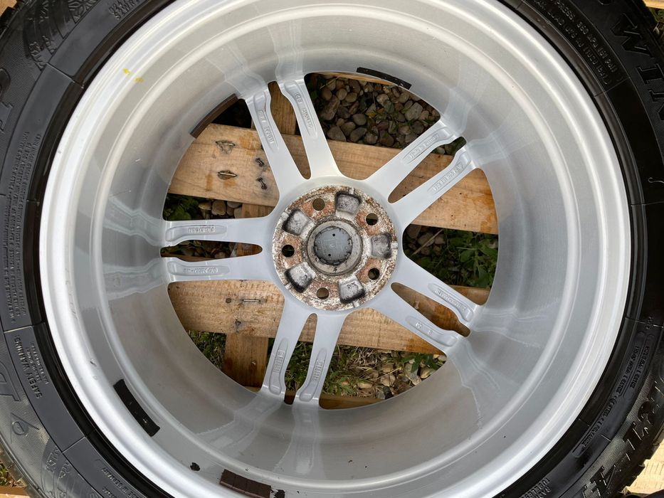 Jante cu anvelope iarna 255 50 R19 235 55 R19 Porsche Macan