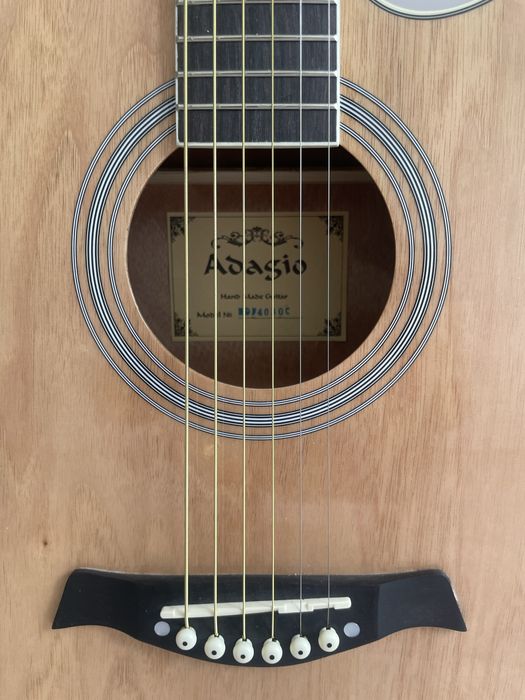 Adagio гитара сатылады срочноо