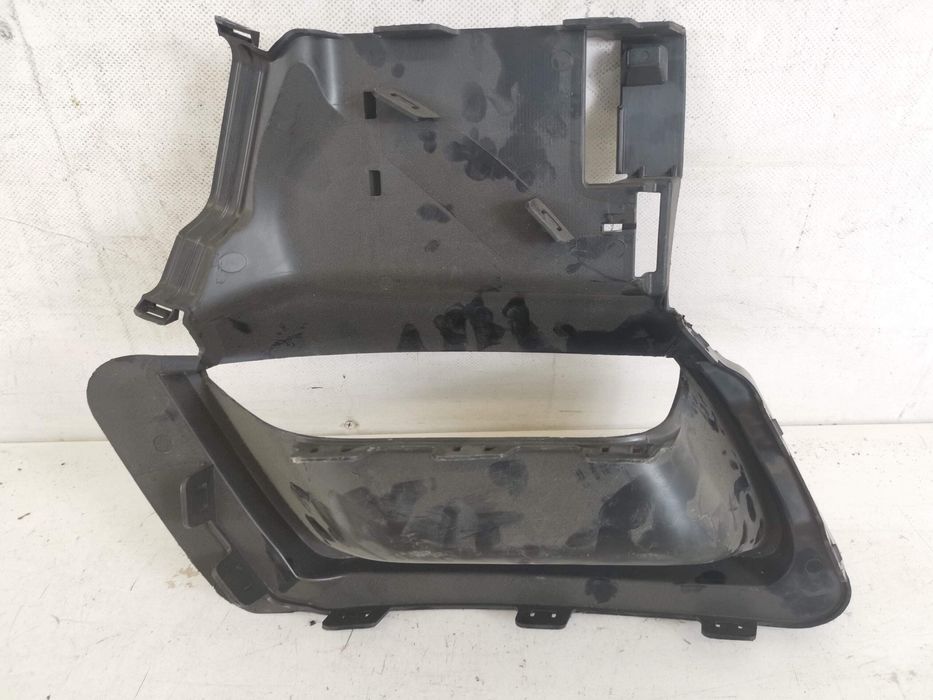 Порше 911 / Porsche 911 992 Оригинален въздушен дефлектор в добро съст