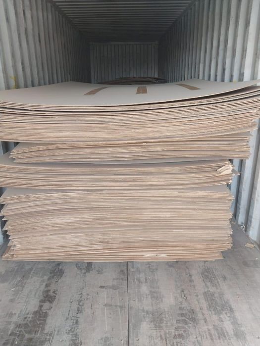 Картон новые 1.80*2.60по 700тг