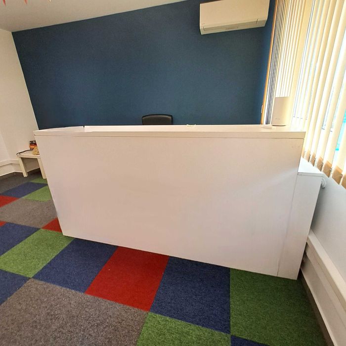 Продавам Бяла Рецепция