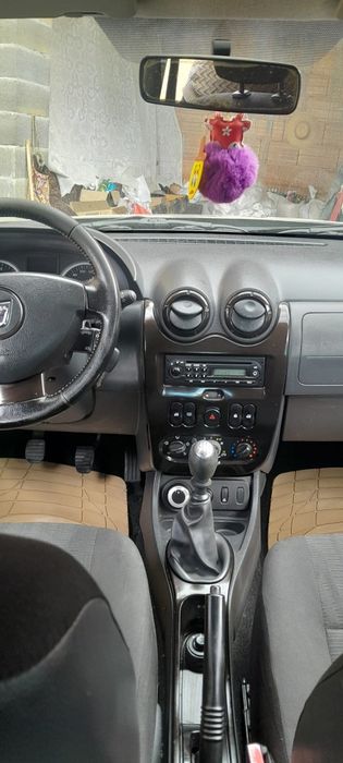 Vind Dacia Duster 4x4 dizel adusă recent din Italia