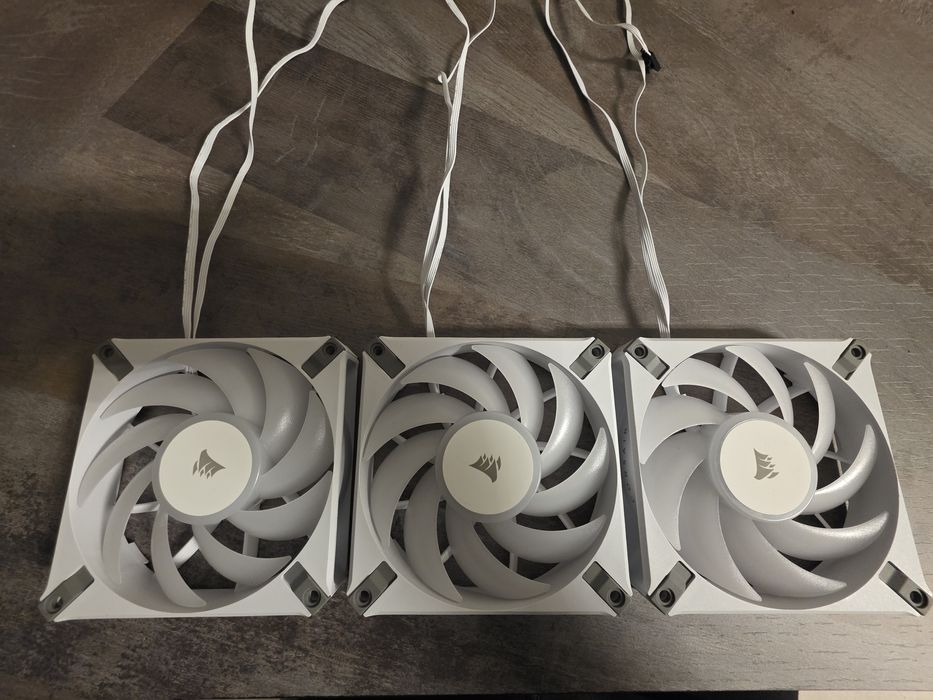 Ventilatoare PC calculator Corsair icue rgb af120 elite