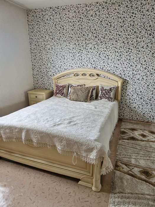 Продам спальный гарнитур