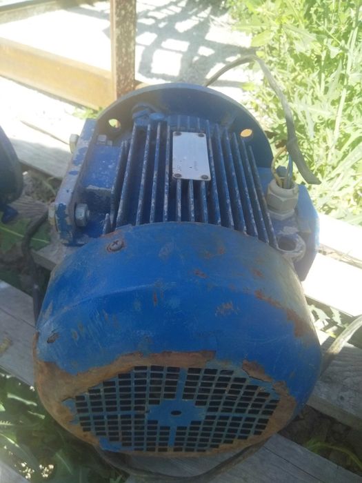 Электродвигатель