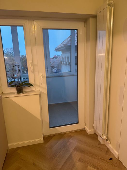 Usa termopan Salamander noua,montaj incls/usa este la cei cu termopane