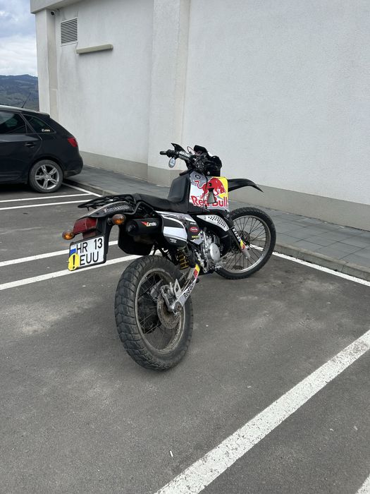 Yamaha dt 125 inmatriculat, cu pornire la buton
