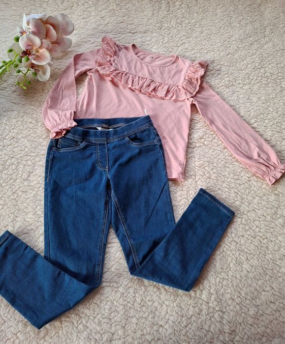 Pantaloni blugi+ bluza . Mar 134