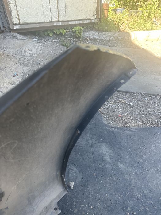 Передний бампер с решеткой мазда 3 2012г