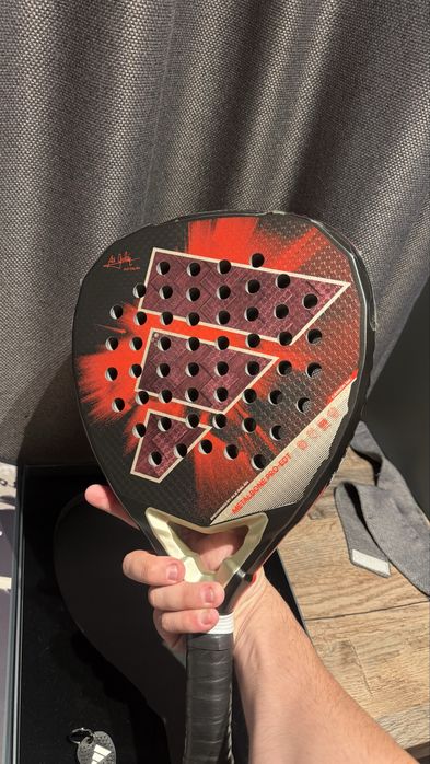 Racheta Padel Adidas Metalbone Ale Galan special edition