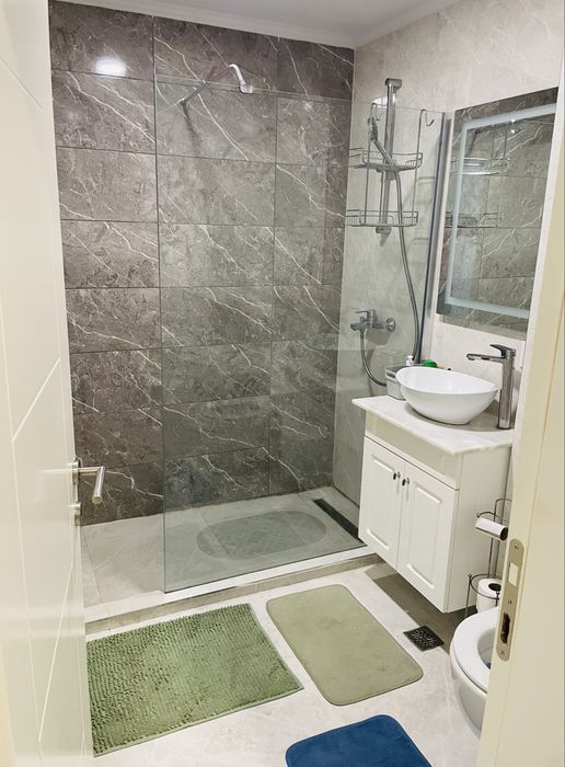 Propietar.Închiriez apartament