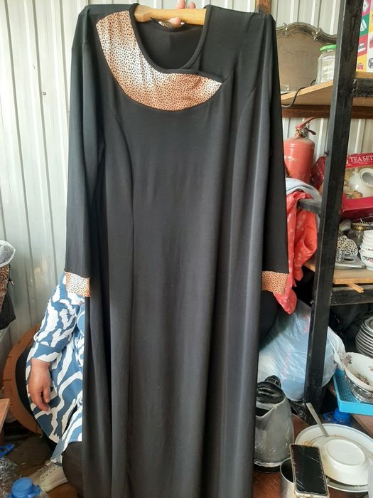 Женские плате разные