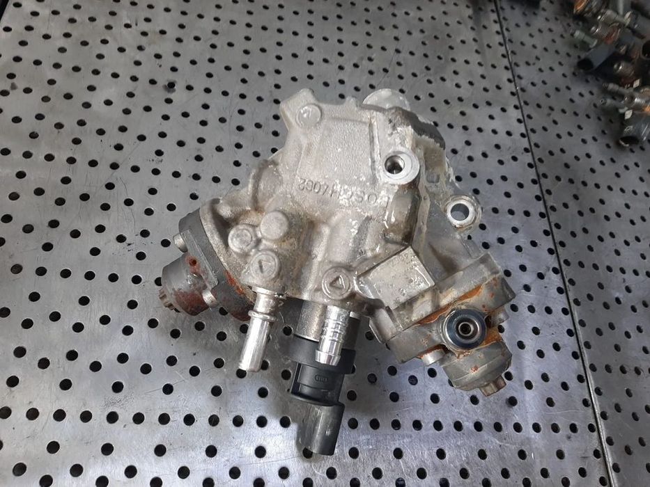 pompa inalta 3.0 d bmw 7 g11 g12  x3 x5 0445010841   8571555