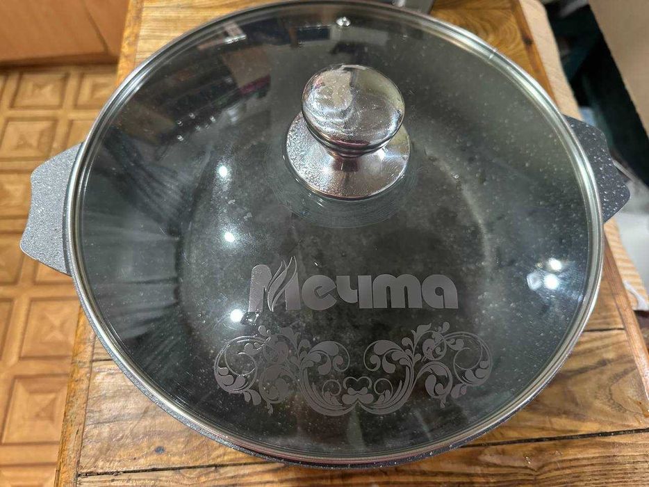 ПОСУДА ИЗ ДОМА ( сковорода, тарелки, весы, блюда, вилки, ложки )