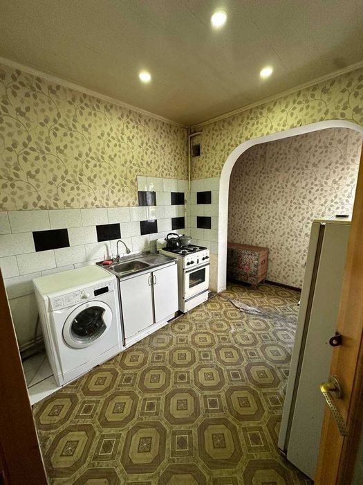 СРОЧНО !! Продается квартира в Яшнабаде 2/2/9 ( 57 кв/м ) Асалабад 2