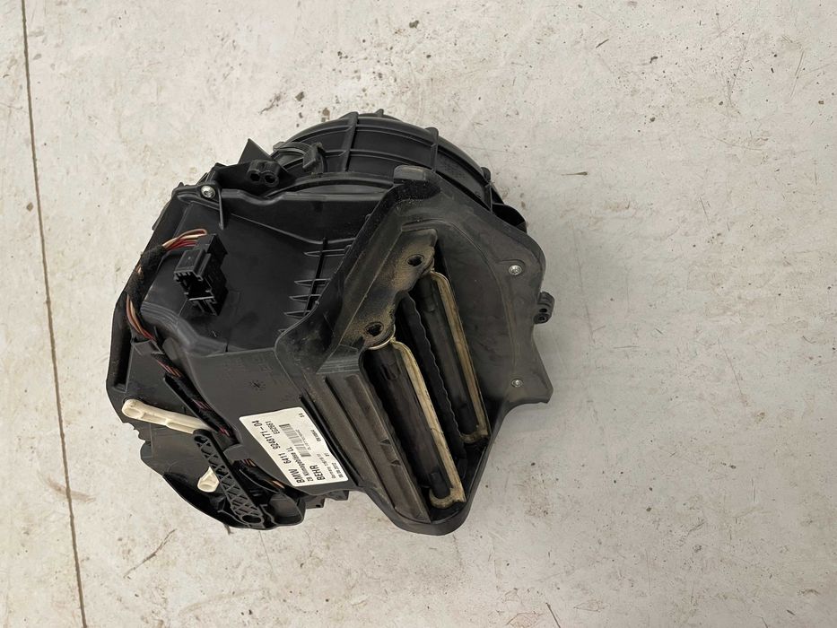 BMW F10 F11 F06 F12 F13 моторче парно духалка климатик