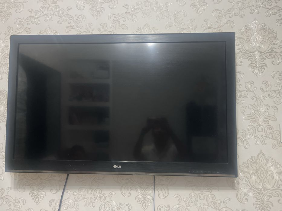 Продам телевизор LG в рабочем состоянии
