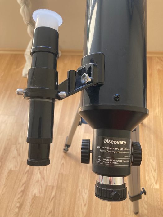 Рефракторен телескоп Discovery Spark809 EQ 80/900–Луна,планети,природа