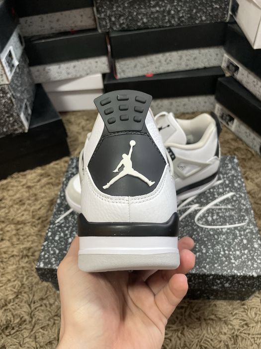 Jordan 4 Retro Military Black