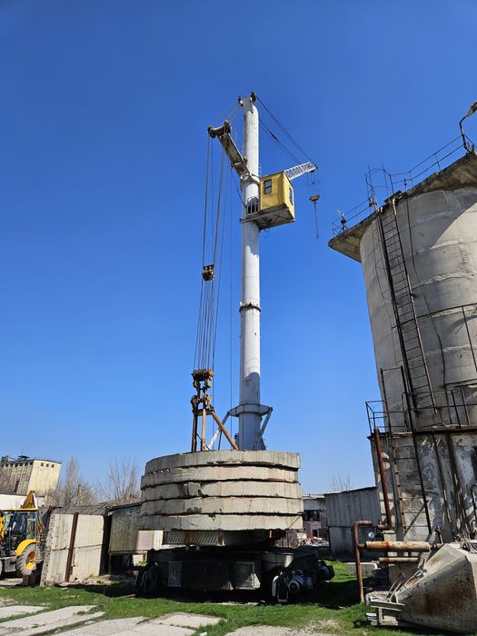 Кран башенный КБ 100-3А-1