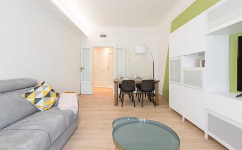 Дава се под наем Двустаен апартамент в Пловдив, Тракия - 60 кв.м за 199.41 € - Снимка #1