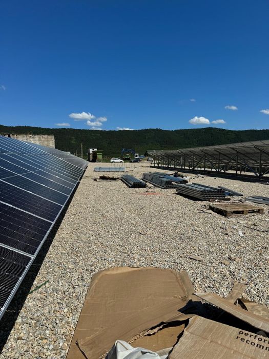 Structura metalica zincata pentru montaj panouri fotovoltaice