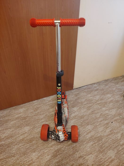 Trotineta scooter pliabila