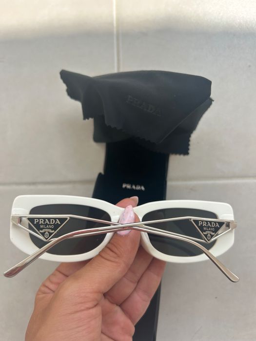 Оригинални слънчеви бели очила Prada / Прада