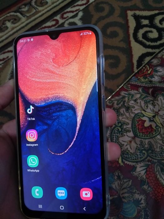 Samsung A50 телефон жағдайы жақсы