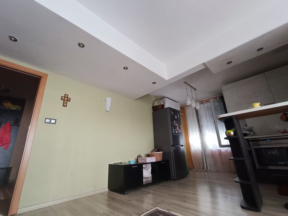 Продава се Офис в ж.Южен парк - 75 кв.м за 4267 €/кв.м - Снимка #3