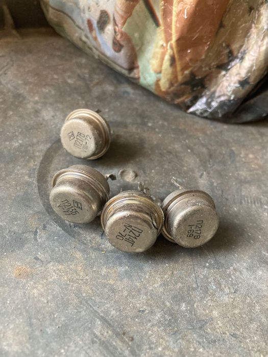 Транзистори различни номера