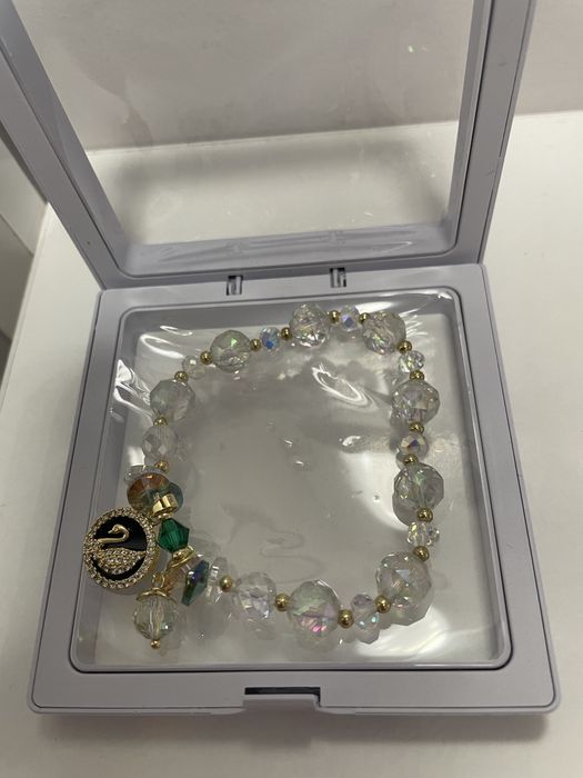 Гривни естествен камък