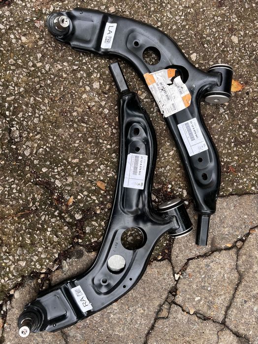 Комплект носачи за MINI