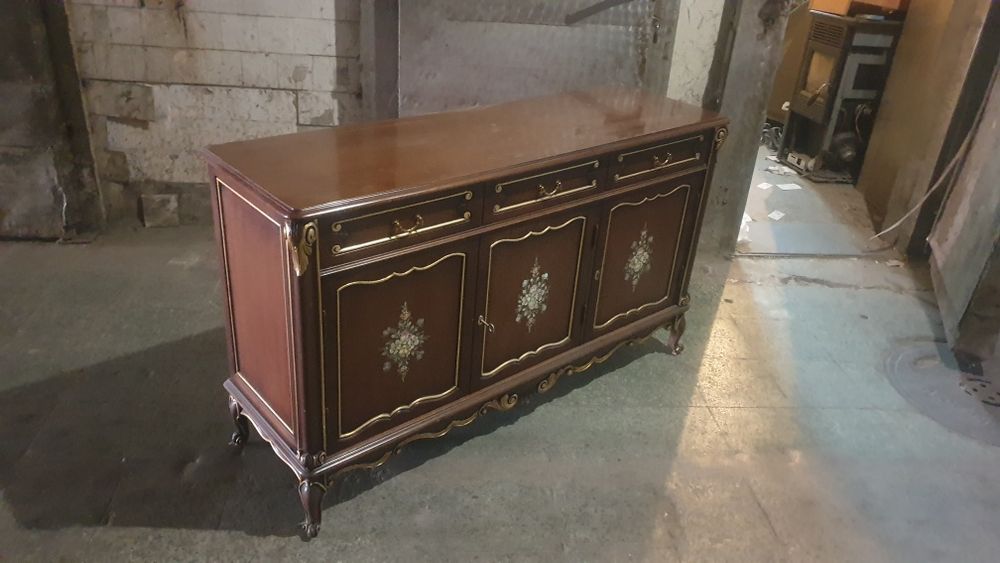 Античен шкаф стил барок/рококо