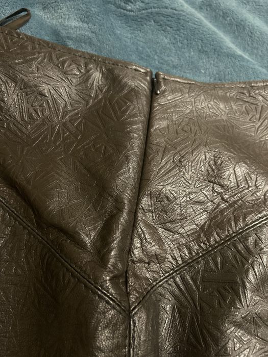 Fusta scurta din piele