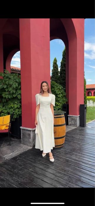 Продам платье новое