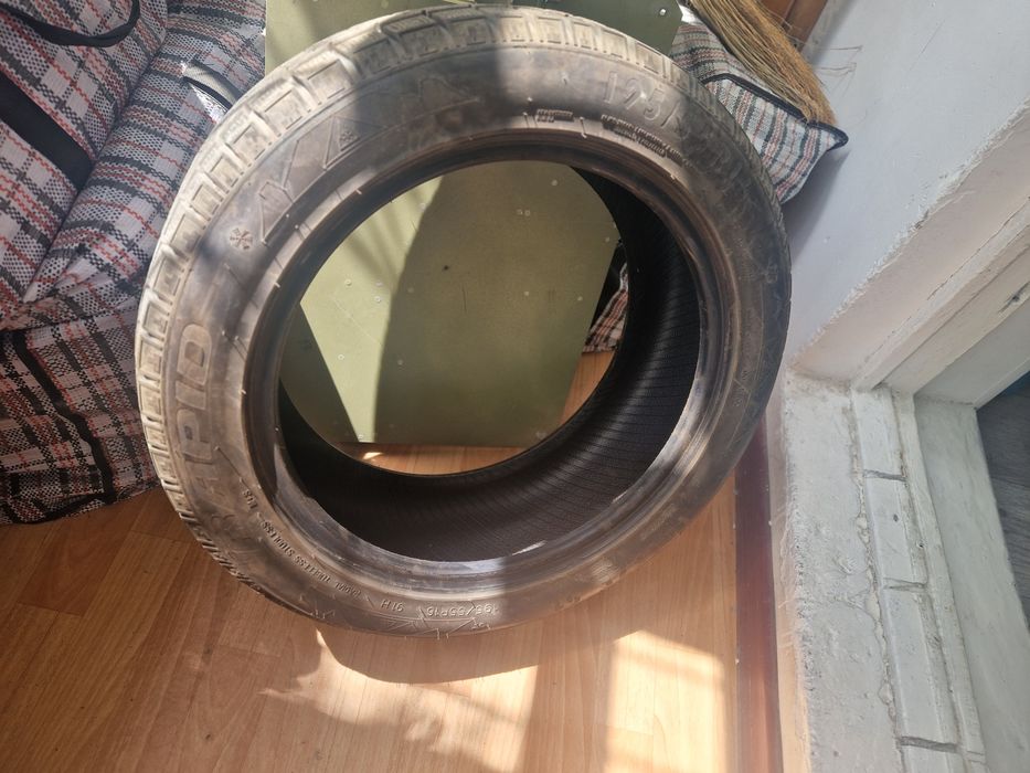 Продам зимние шины R16