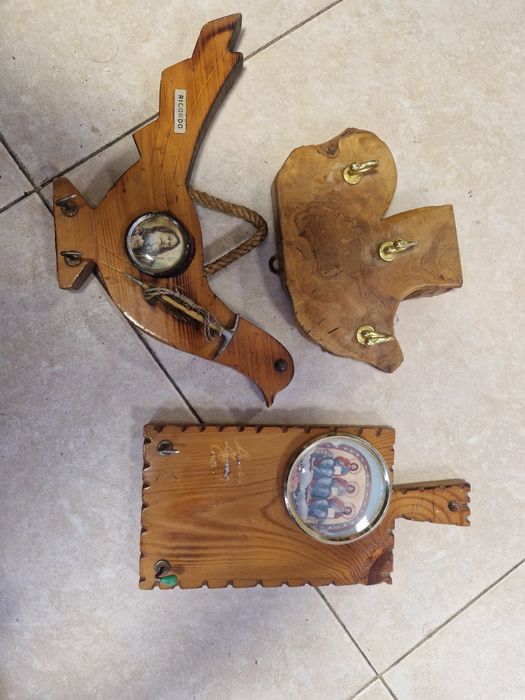 Разпродажба сувенири дърво