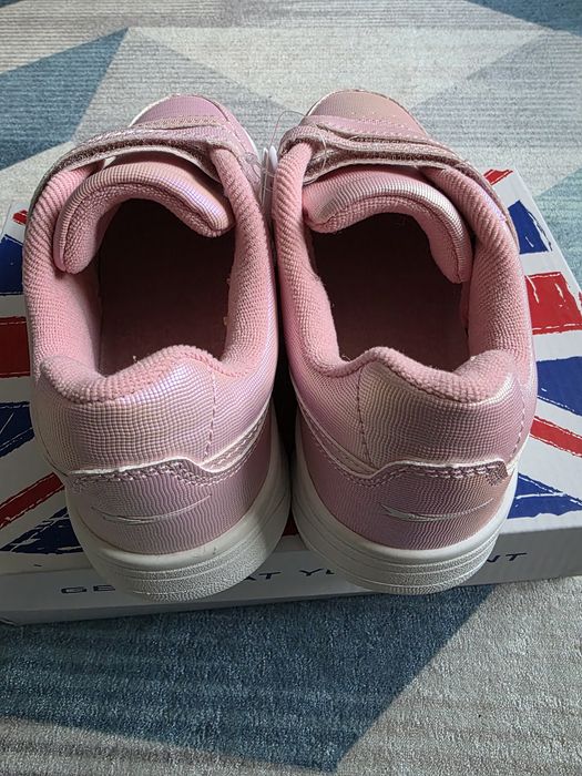 Vand adidasi fete SPRANDI noi, marime 34 in cutie originala