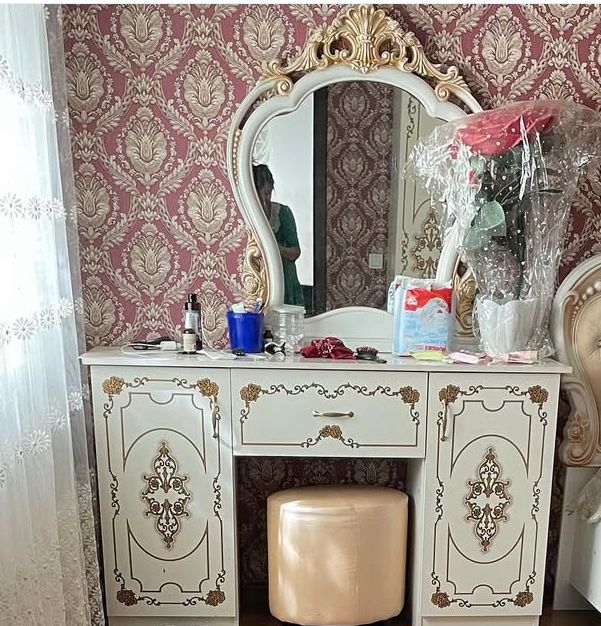 Комод в спальню